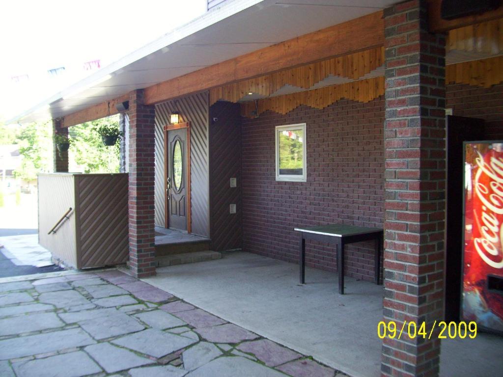 B&B Lounge Catskill Eksteriør bilde